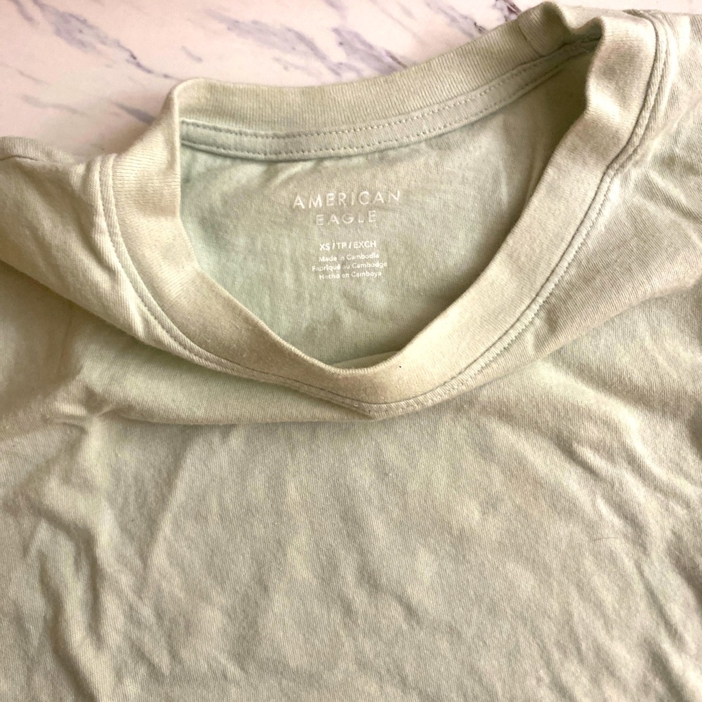small short sleeve light green tee